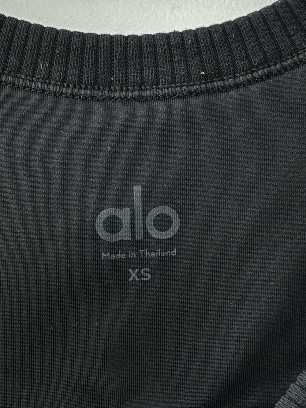 ALO Yoga Size XS Wellness Ribbed Essential Bra - Black - Picture 5 of 5